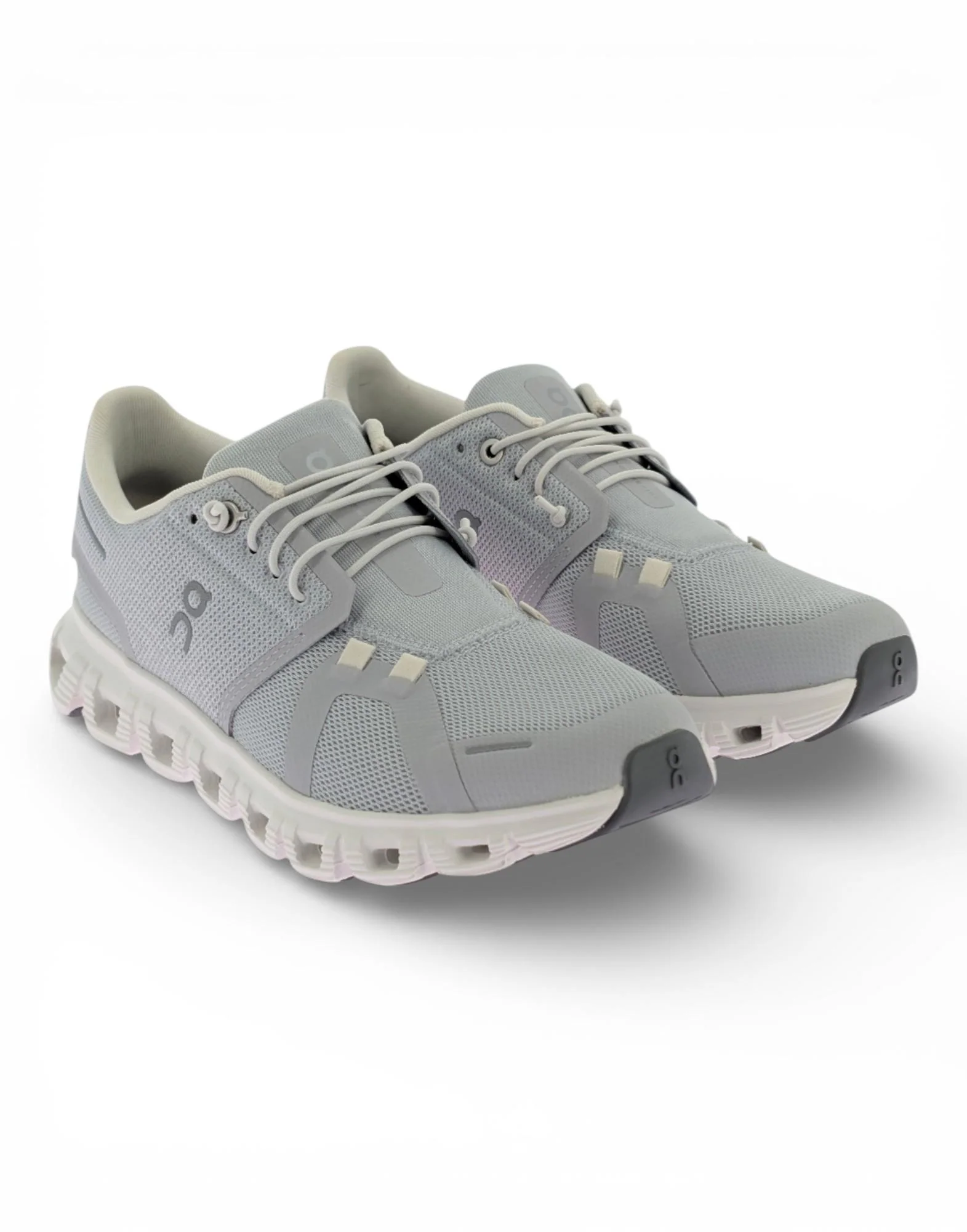 On Running Cloud 6 Donna - Image 3